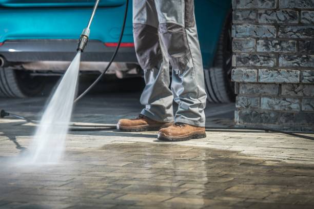 Best Gas Station Cleaning  in Marinette, WI